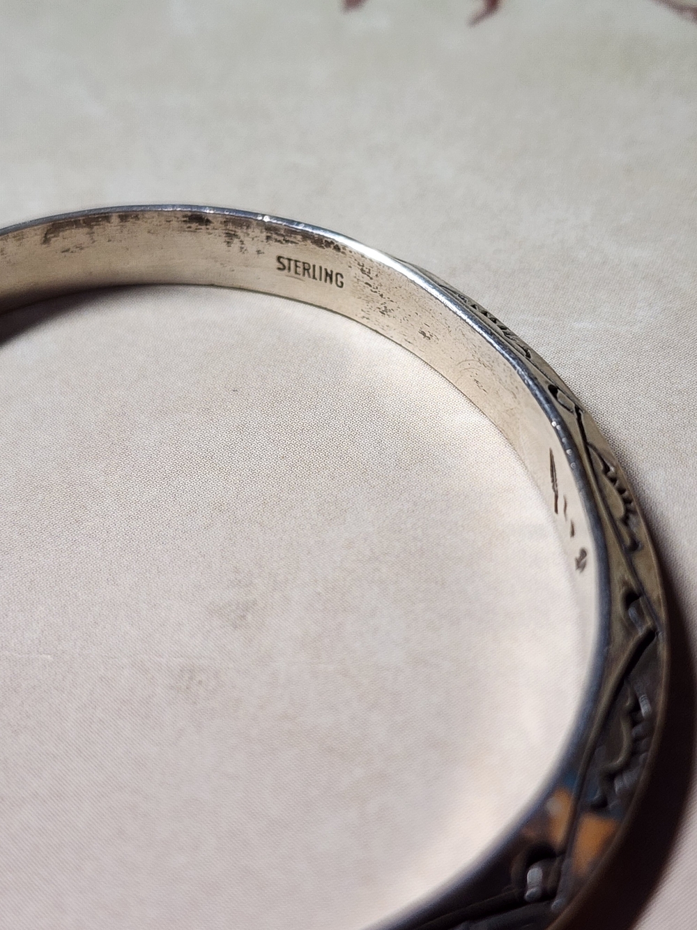 Leonard Paquin Sterling Cuff - Native American Laguna Zuni - Picture 8 of 10
